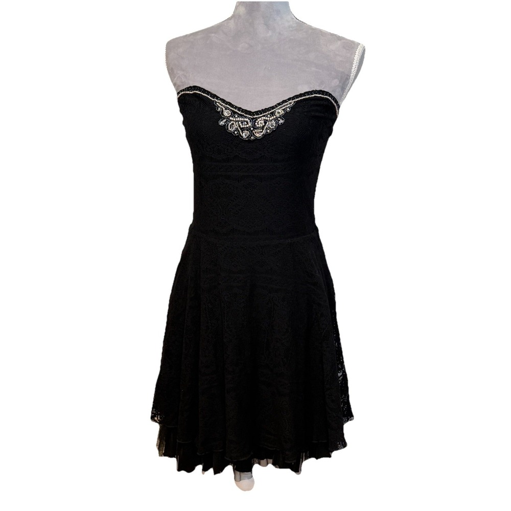 Free People Strapless Black Lace beaded Mini Dress Witchy Dark Romance‎ Goth LG